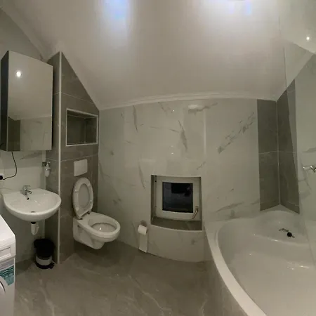 Gruener Exklusiv 아파트 *