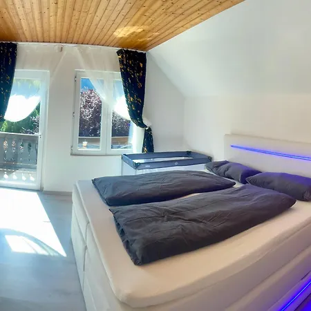 Gruener Exklusiv Apartment