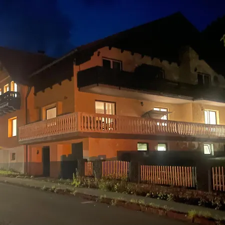 Gruener Exklusiv Apartment