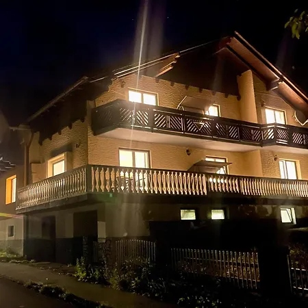 Gruener Exklusiv 아파트 Oberort